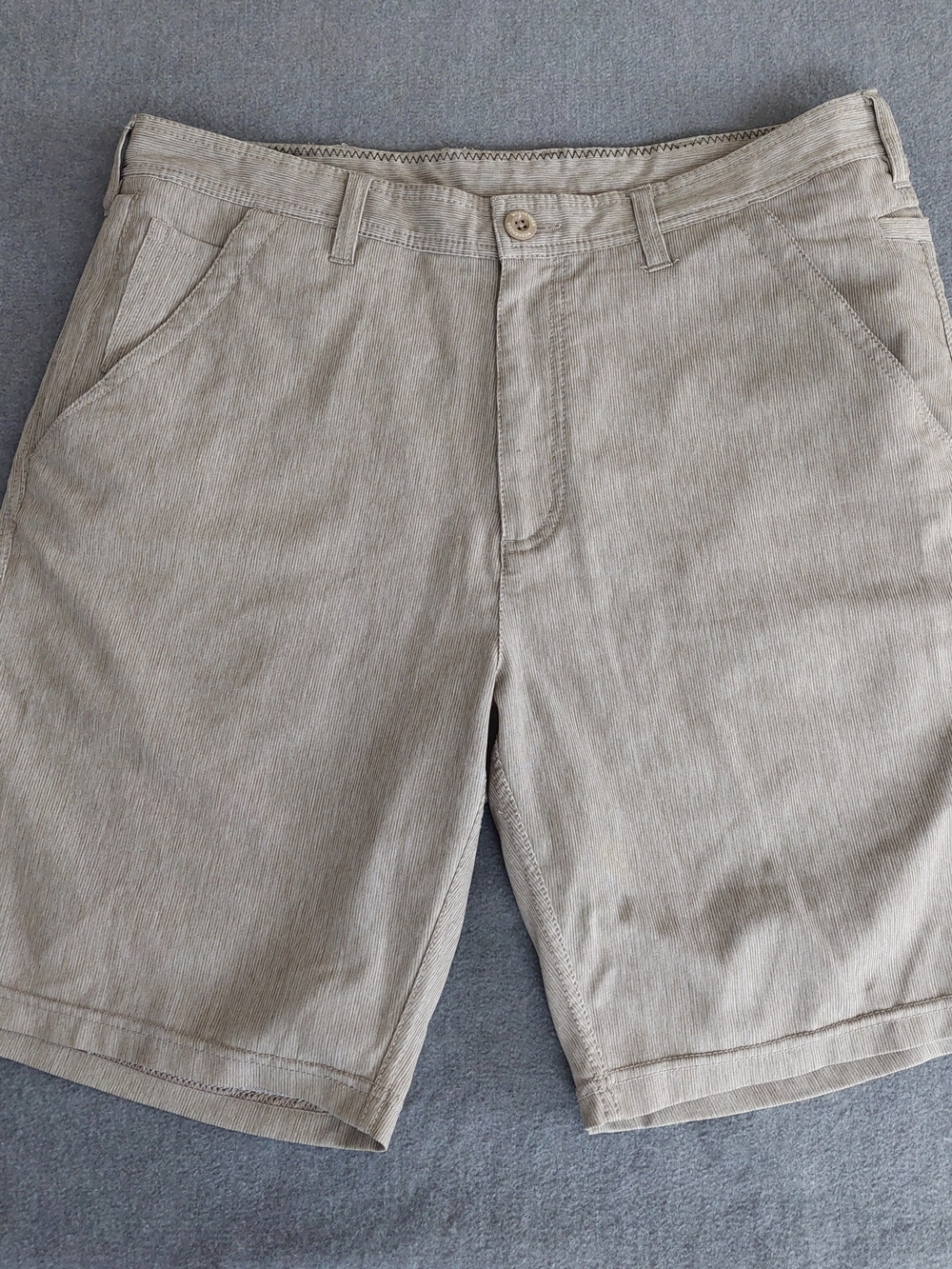 Weekender Casual Life Men’s Performance Stretch Shorts Size 34 Beige Khaki